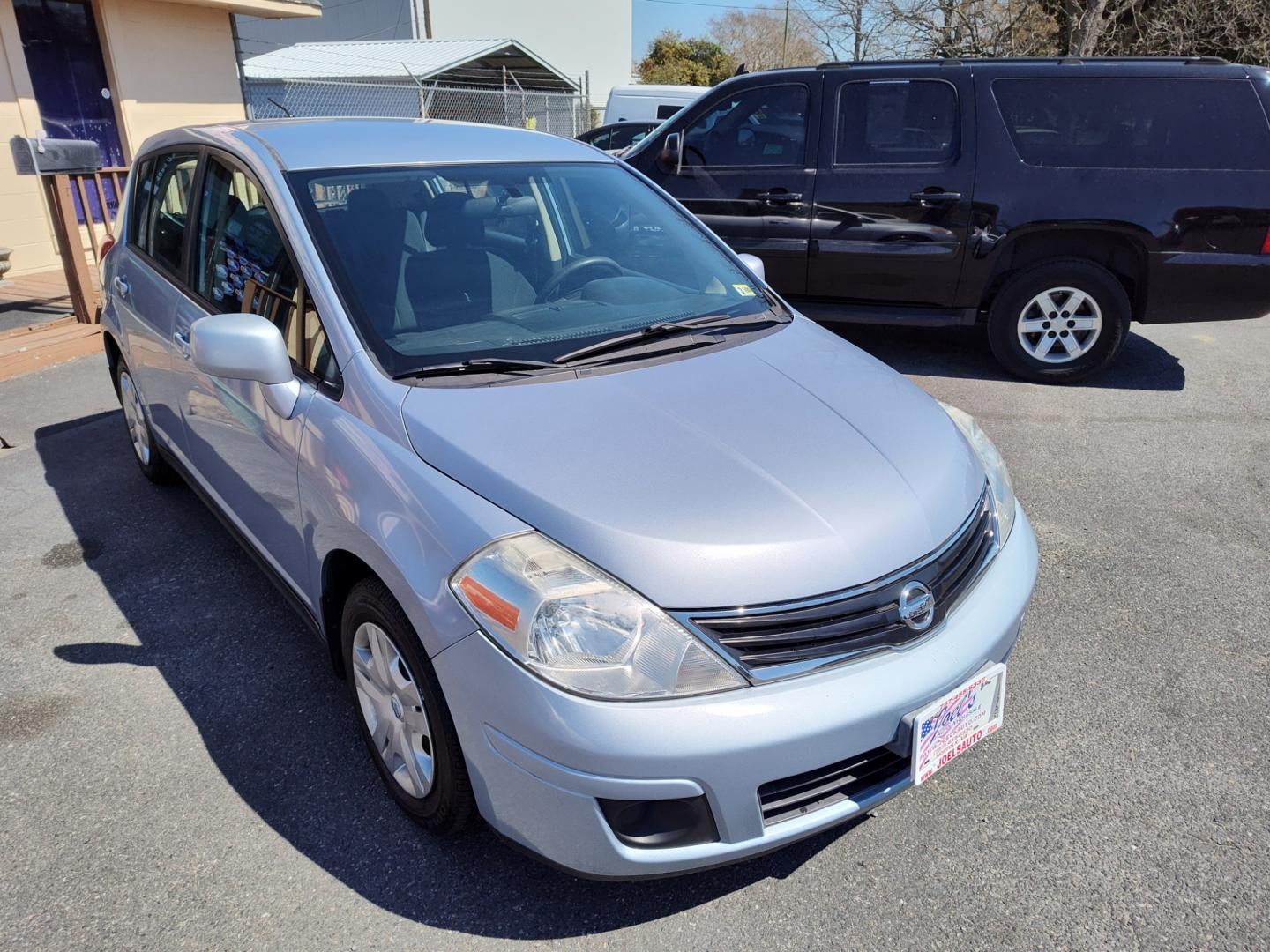 2010 Blue Nissan Versa (3N1BC1CP9AL) , located at 5700 Curlew Drive, Norfolk, VA, 23502, (757) 455-6330, 36.841885, -76.209412 - Photo#5